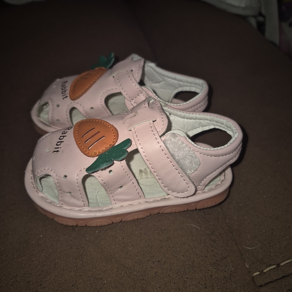 Kids Pink Rabbit Sandals - Picture 3 of 3